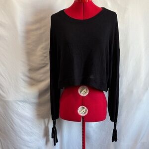 Revamped Elegant Black Cropped Blouse